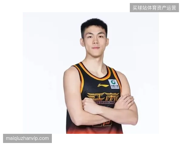 江苏后卫庞峥麟数据全面占优,力压状元秀杨曦皓锁定最佳新秀 江苏后卫庞峥麟数据全面占优,力压状元秀杨曦皓锁定最佳新秀